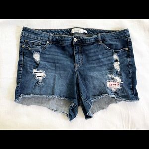 Torrid red, white, & blue distressed denim shorts